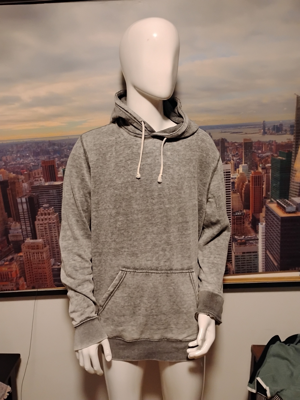 on the byas Men's Light Gray Washed Pullover Hoodie ( XL)